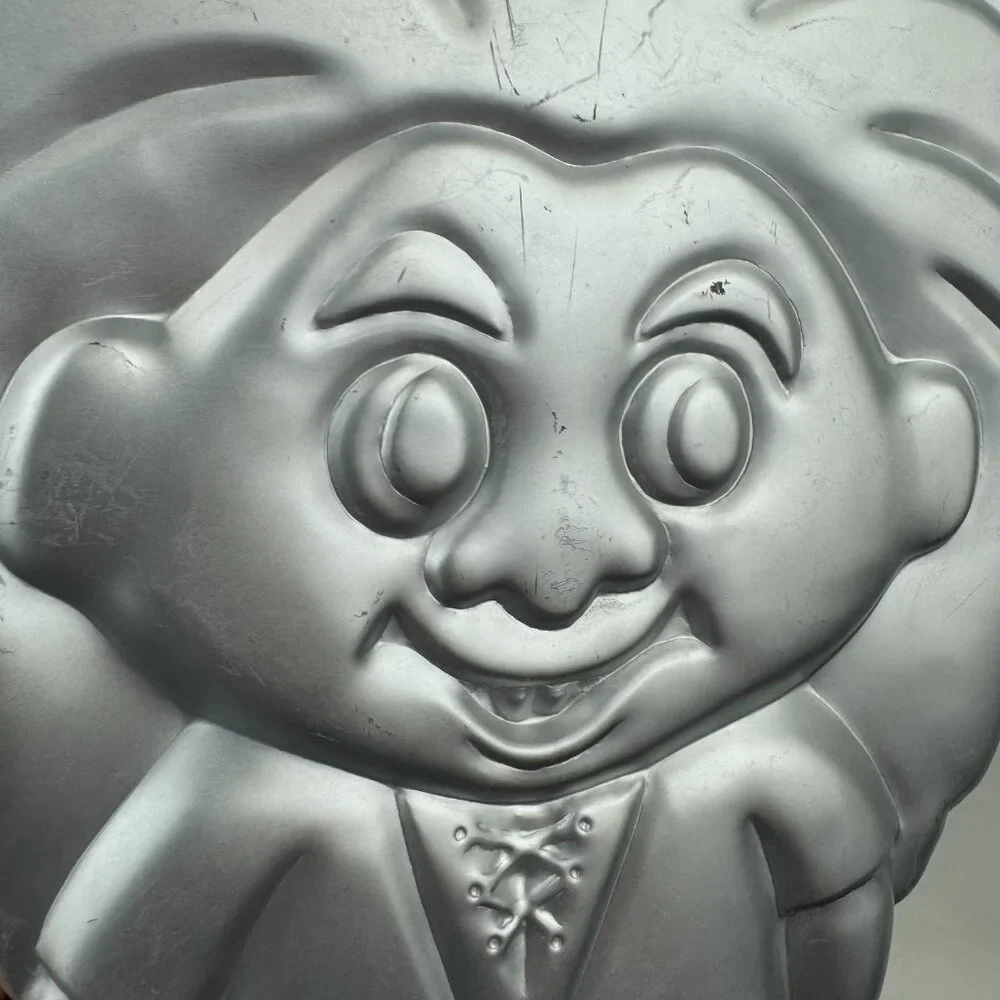 Vtg 1992 Wilton Aluminum Troll Pan‎ Shaped Character Metal Number 2105 6712 READ